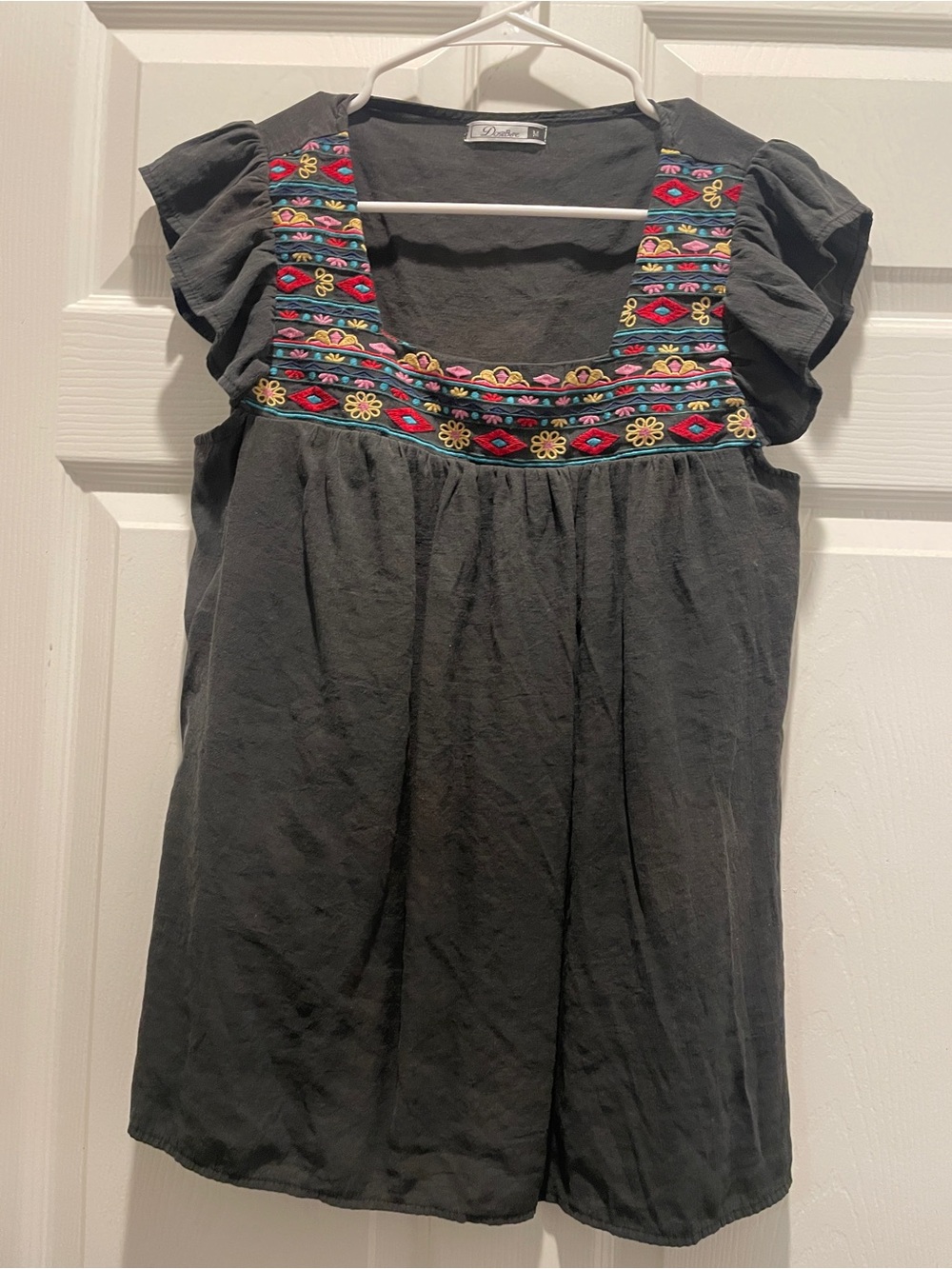 Cute embroidery top